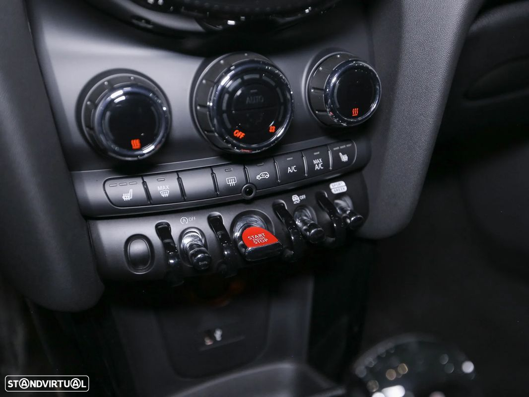 MINI 3 Portas John Cooper Works Auto Desportiva - 21