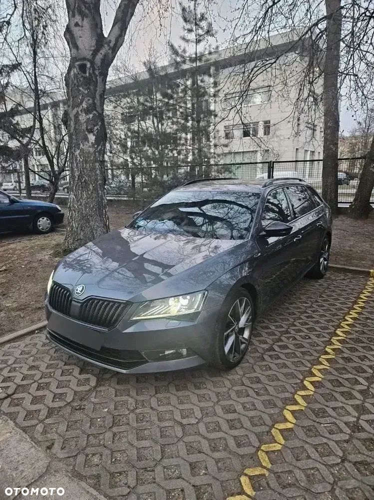 Skoda Superb 2.0 TDI SCR 4x4 Sportline DSG - 1