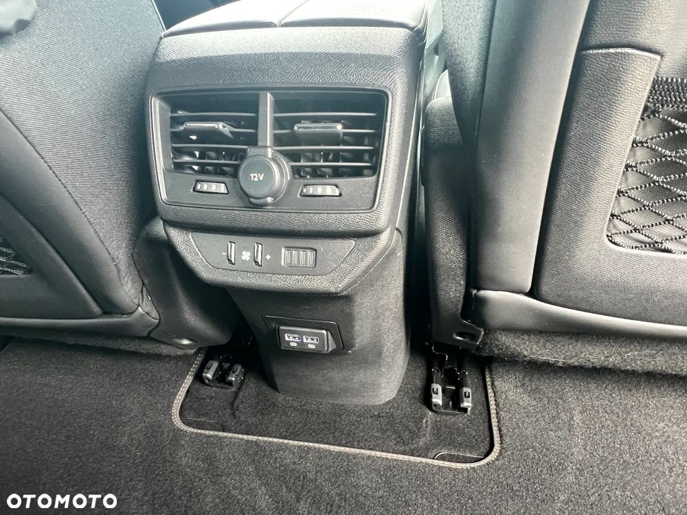 Peugeot 5008 BlueHDi 130 EAT8 GT - 24