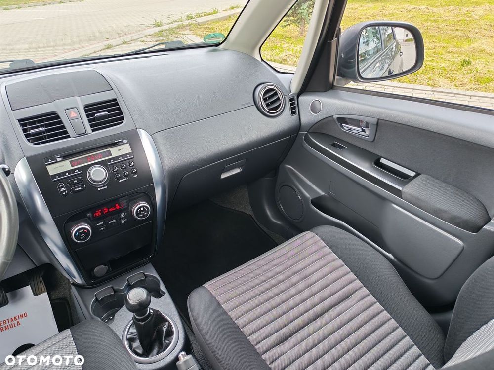 Suzuki SX4 - 13