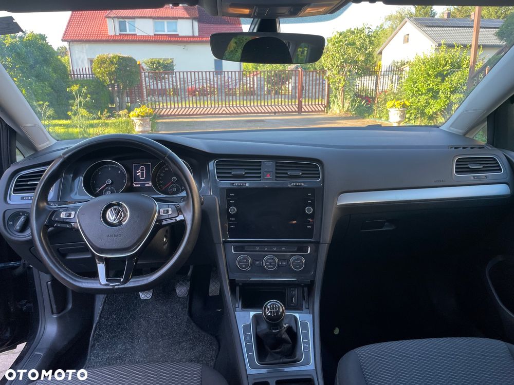 Volkswagen Golf 1.6 TDI (BlueMotion Technology) Comfortline - 19