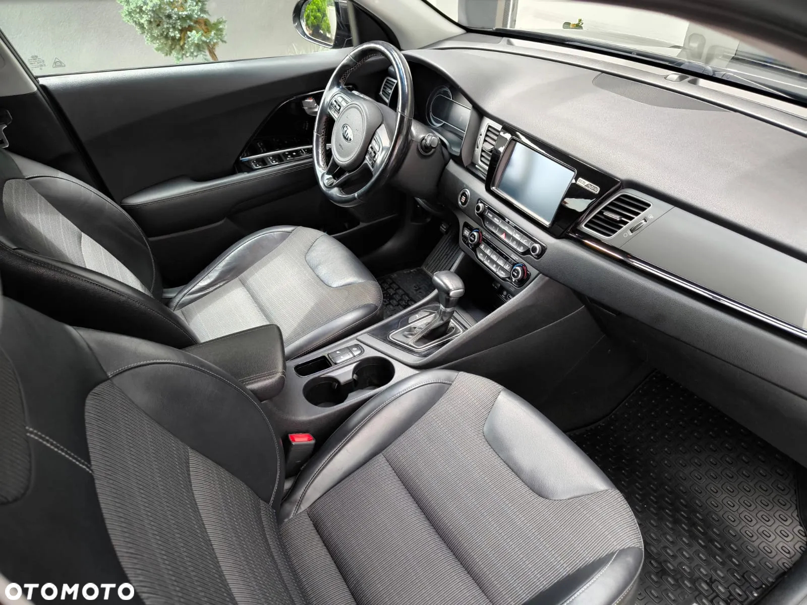Kia Niro 1.6 GDI Hybrid XL - 3