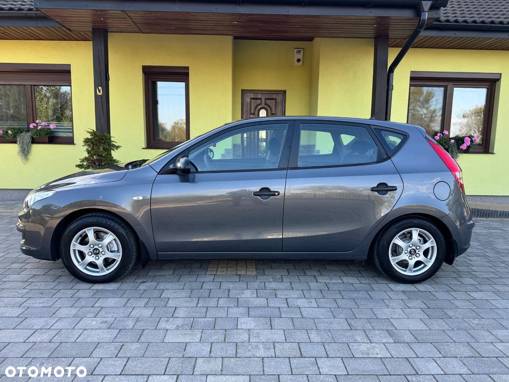 Hyundai i30 1.4 Classic + - 4