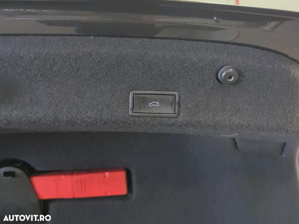 Volkswagen Passat - 8