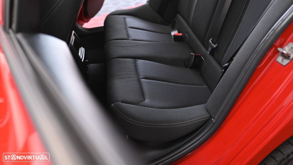 BMW 116 d Aut. Sport Line - 54