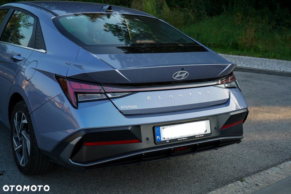Hyundai Elantra 1.6 Smart CVT - 9