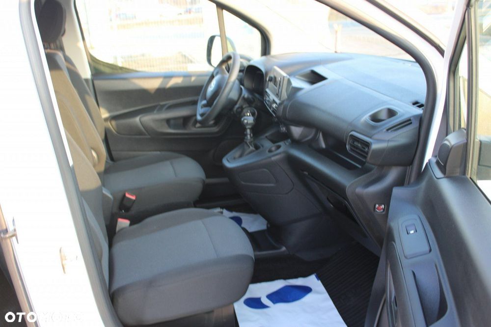 Toyota Proace City - 22