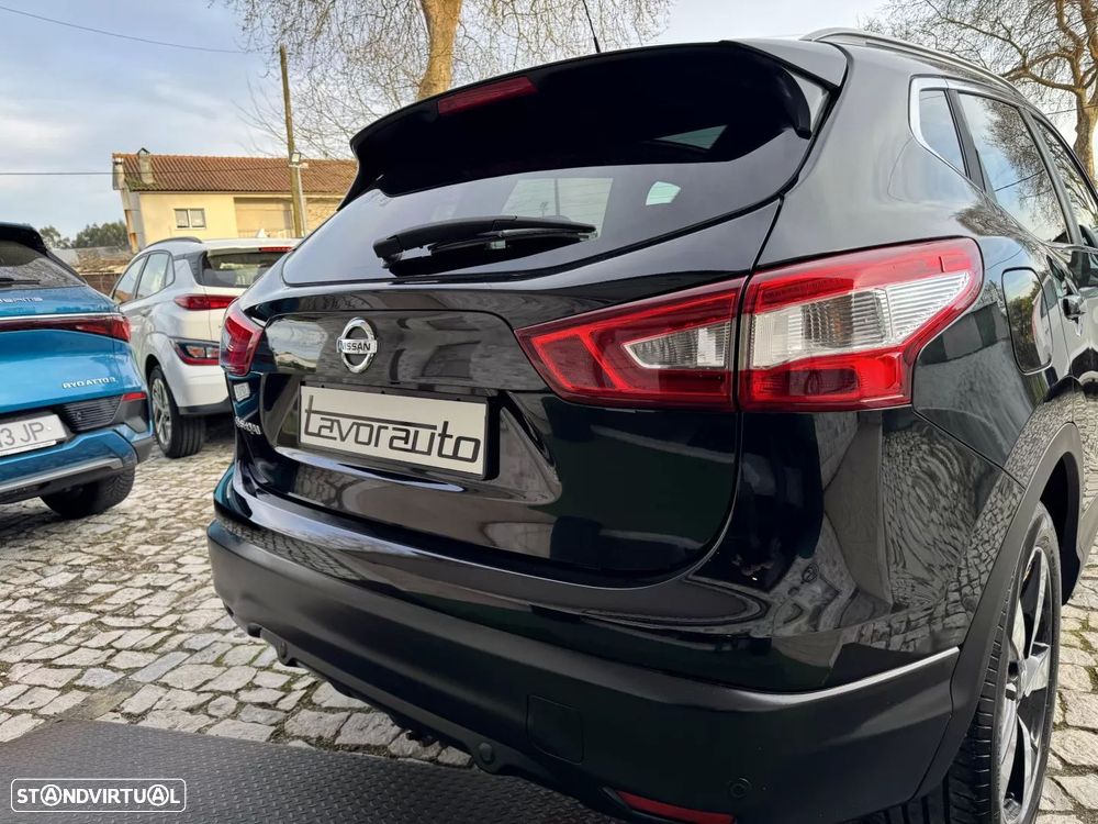 Nissan Qashqai 1.5 dCi N-Connecta - 26