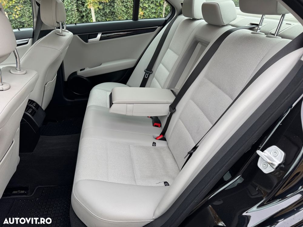 Mercedes-Benz C 200 CDI 7G-TRONIC Avantgarde Edition - 7