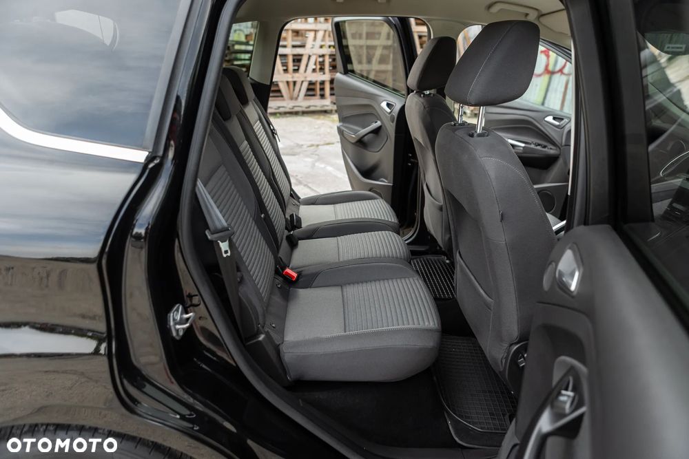 Ford C-MAX - 38