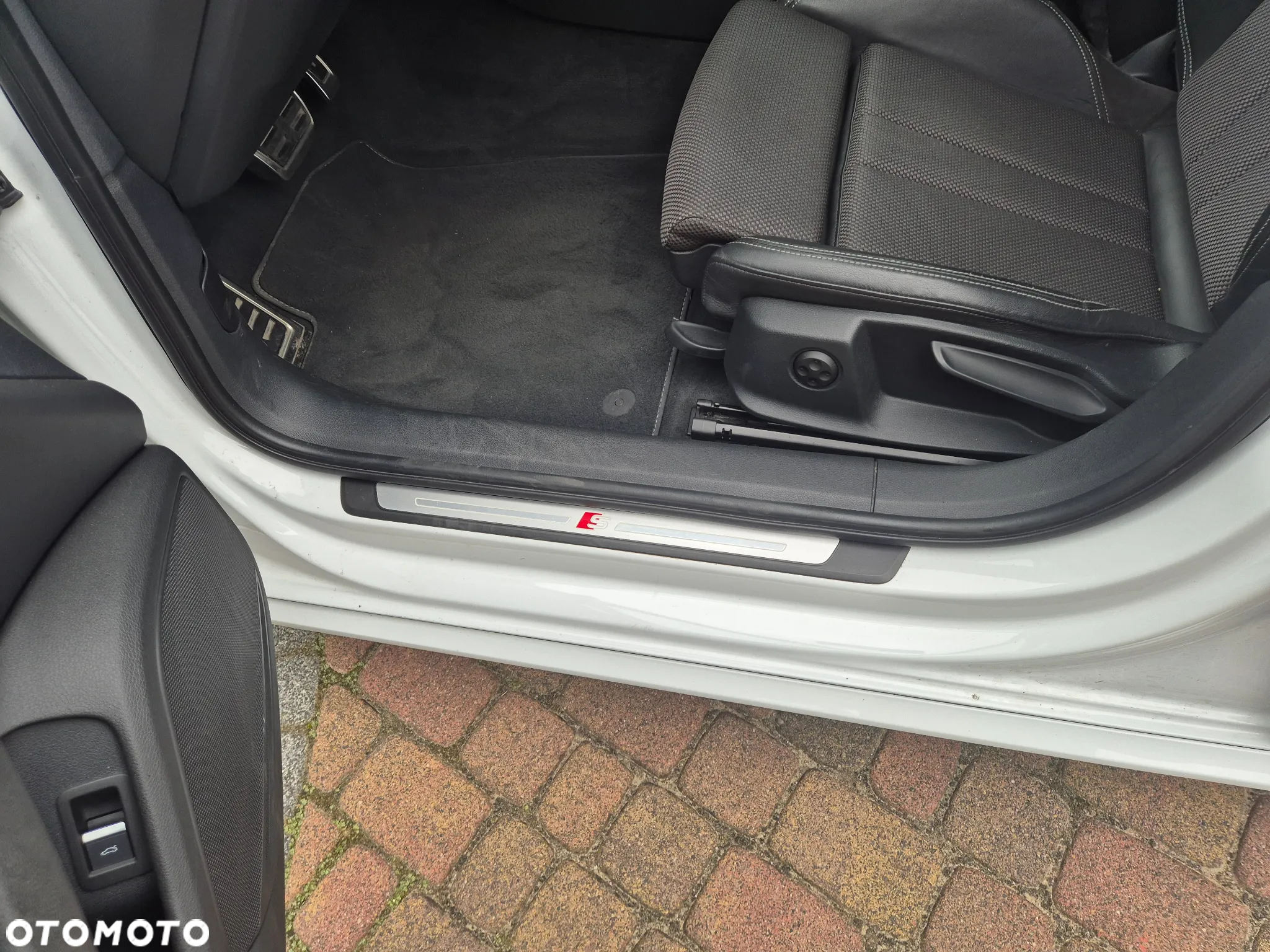 Audi A4 Avant 40 TDI S tronic quattro sport - 8