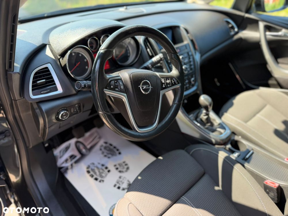 Opel Astra 2.0 CDTI Cosmo S&S - 12