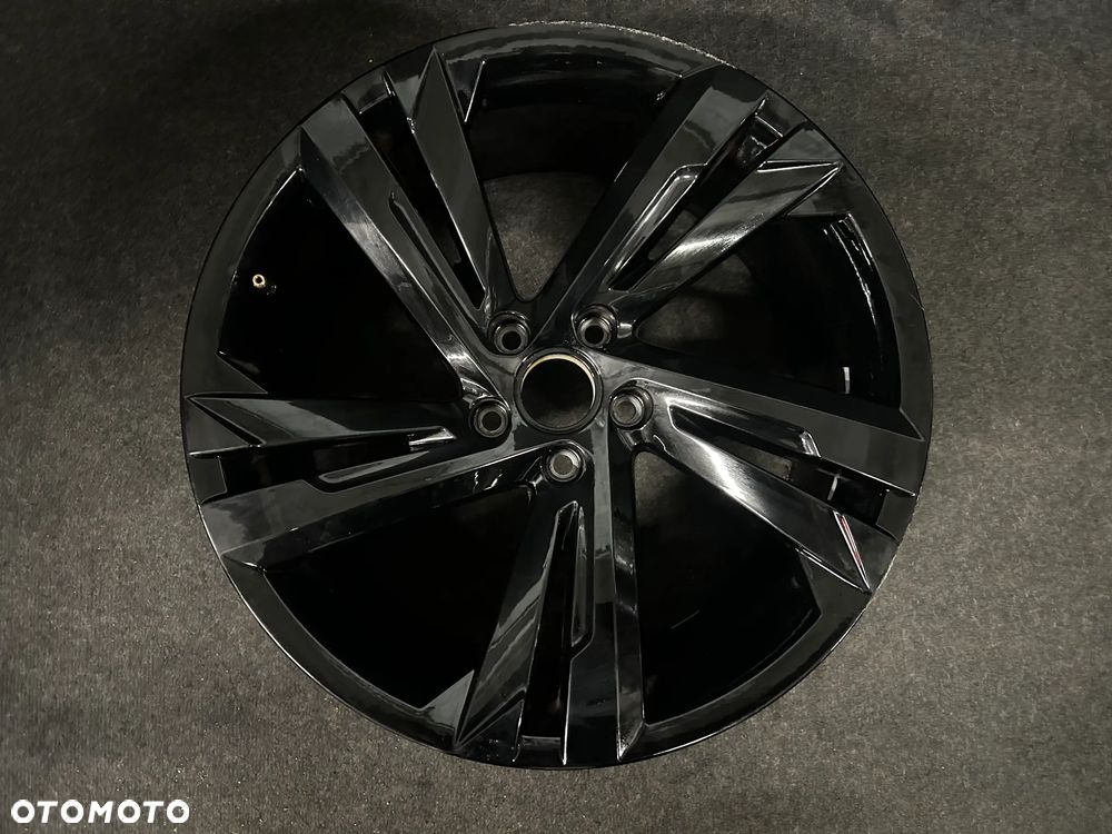 Alufelga VW Tiguan II 19 cali 5x112 1szt. 5NA601025AM - 1