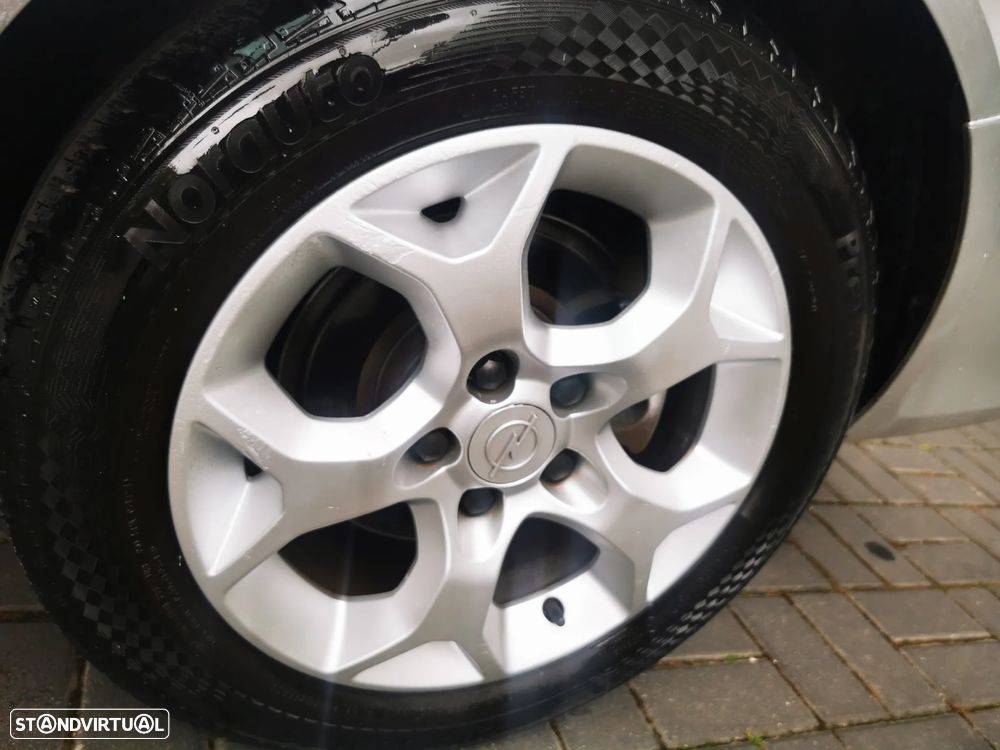 Opel Astra Caravan 1.4 Cosmo - 19