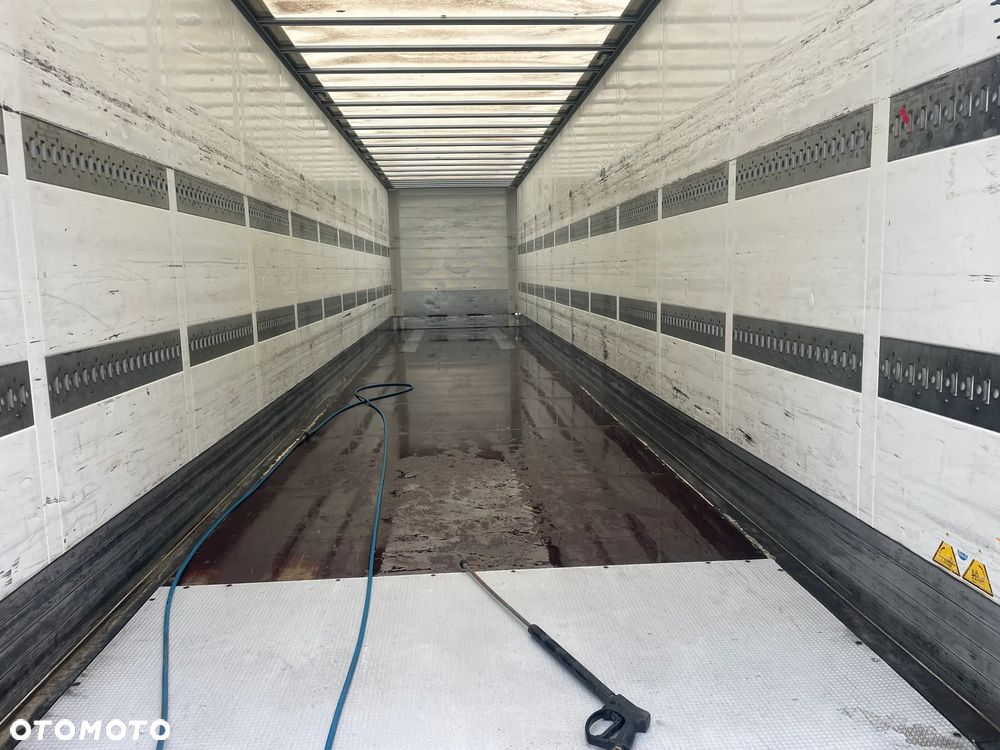 Schmitz Cargobull SCB S3B - 6