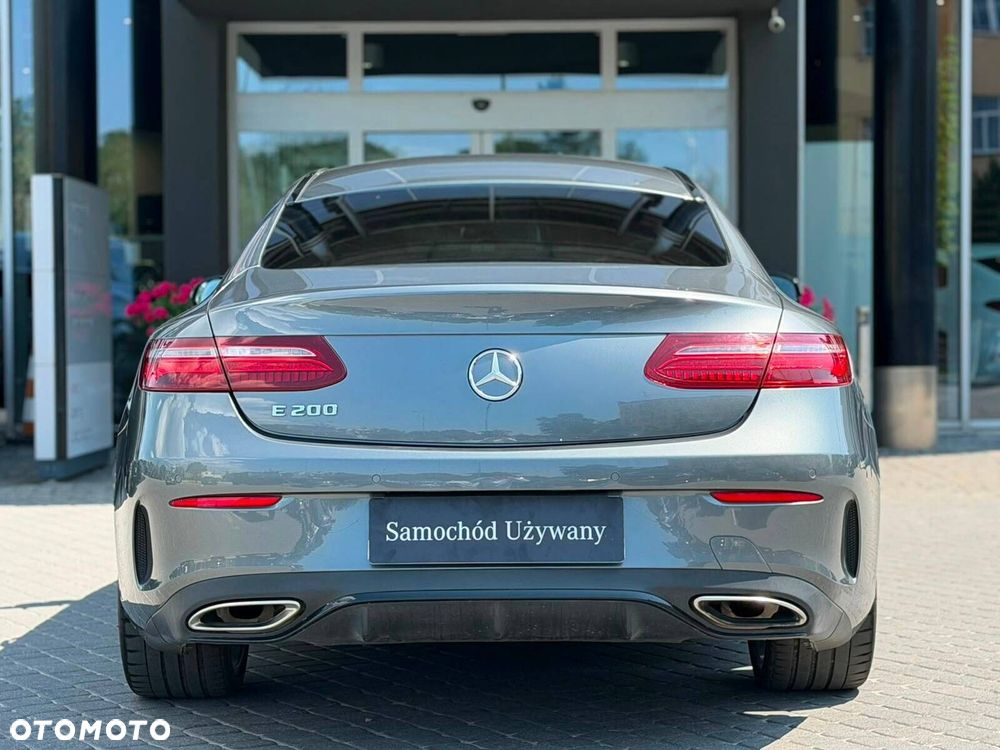 Mercedes-Benz Klasa E 200 9G-TRONIC - 9