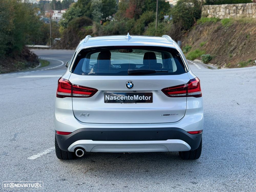 BMW X1 25 e xDrive Corporate Edition - 14