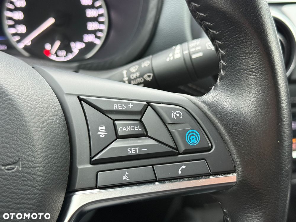 Nissan Juke DIG-T 117 N-Connecta - 17