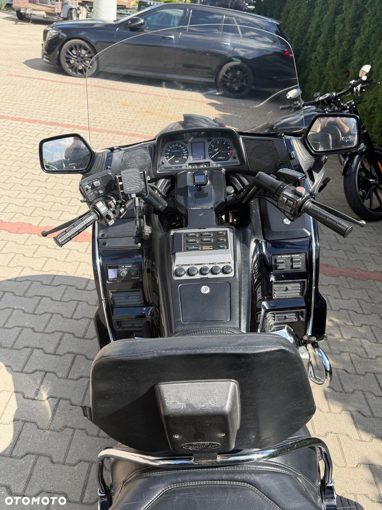 Honda GL - 10