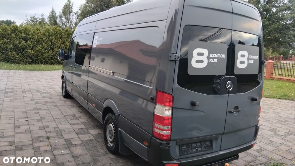 Mercedes-Benz Sprinter - 5