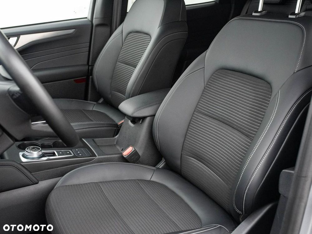 Ford Kuga 2.5 FHEV AWD Titanium X - 11
