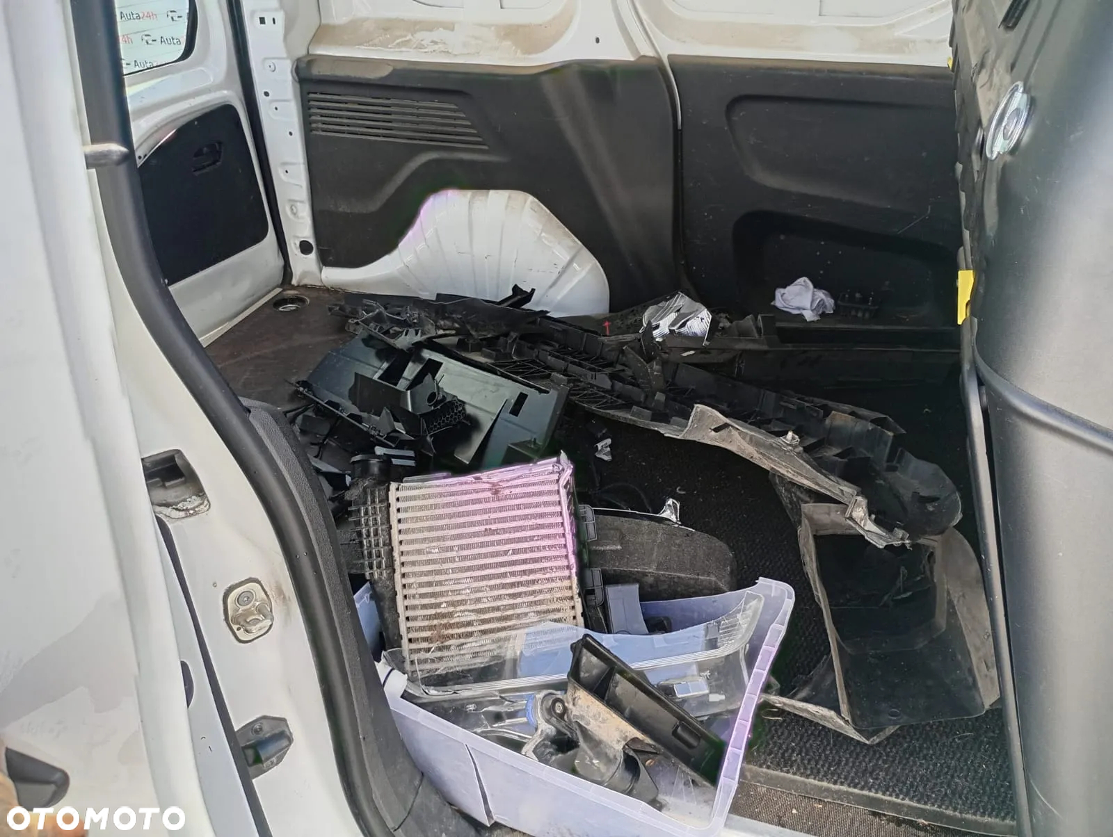 Toyota Proace City - 27