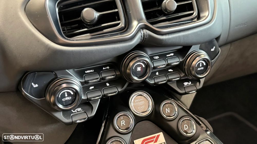 Aston Martin Vantage Roadster V8 F1 Edition - 31