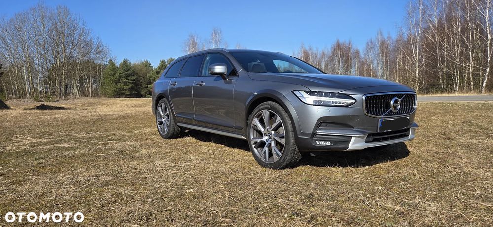 Volvo V90 D5 SCR AWD Momentum Pro - 2