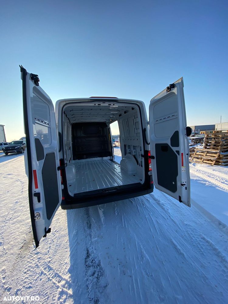 Volkswagen Crafter 3.5 Furgon L3H2 FWD 103kw TVA Deductibil Se Emite Factura - 9