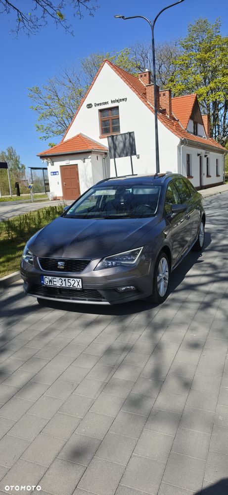 Seat Leon 2.0 TDI DPF Start&Stop DSG XCELLENCE - 14