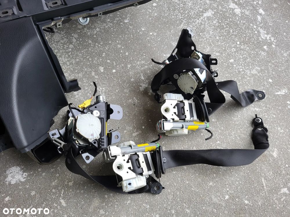 MERCEDES W204 LIFT DESKA KONSOLA AIRBAG PASY KOMPLET - 5