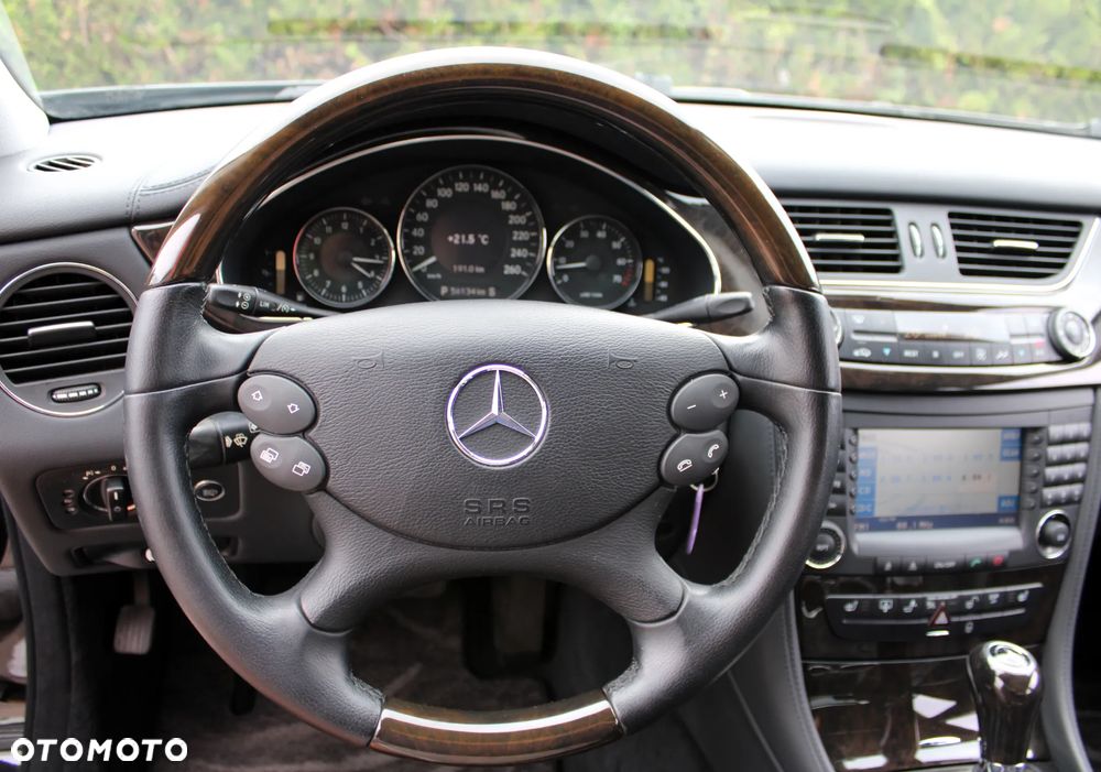 Mercedes-Benz CLS 500 - 16