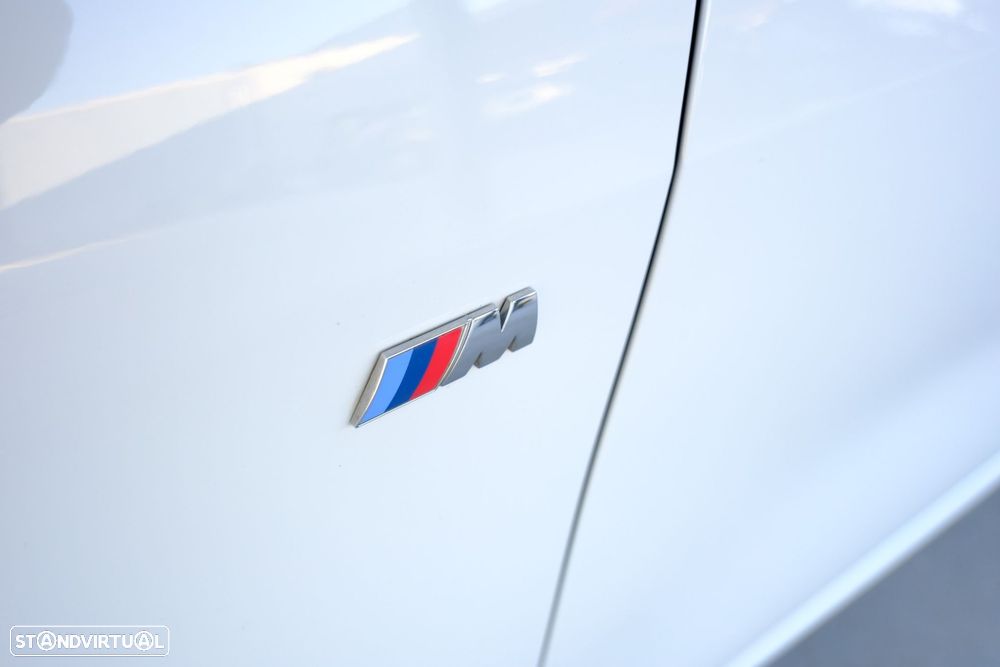 BMW 118 i Pack Desportivo M Auto - 8
