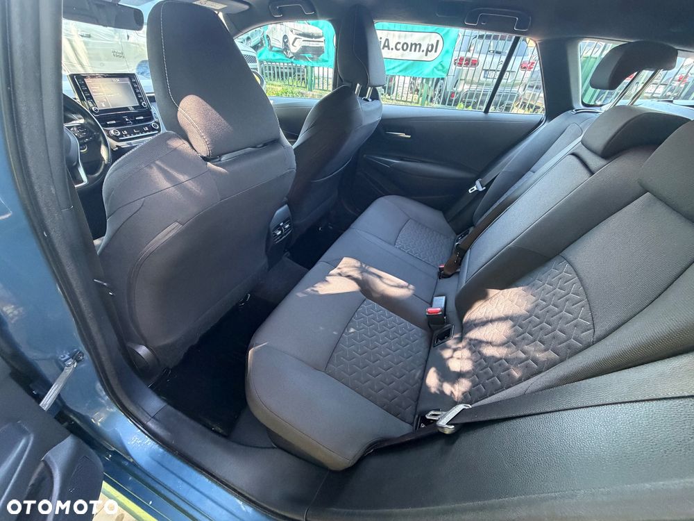 Toyota Corolla 1.8 Hybrid Comfort - 26