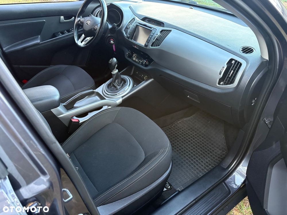 Kia Sportage 2.0 CRDI 4WD Champ - 8