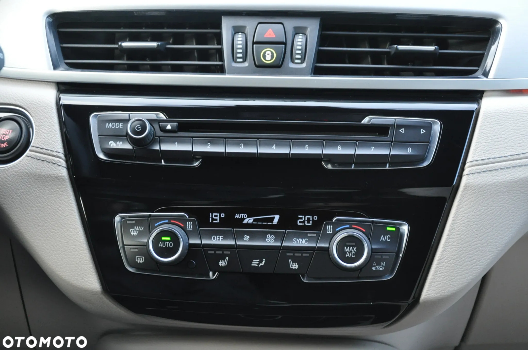 BMW X2 sDrive20i - 29