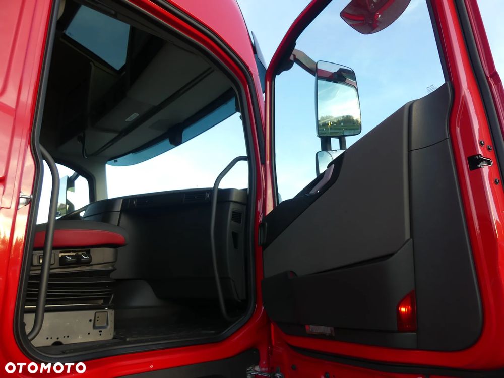 Volvo FH4 460 / EURO 6 / AUTOMAT / PEŁNY ADR / I -SHIFT / - 18
