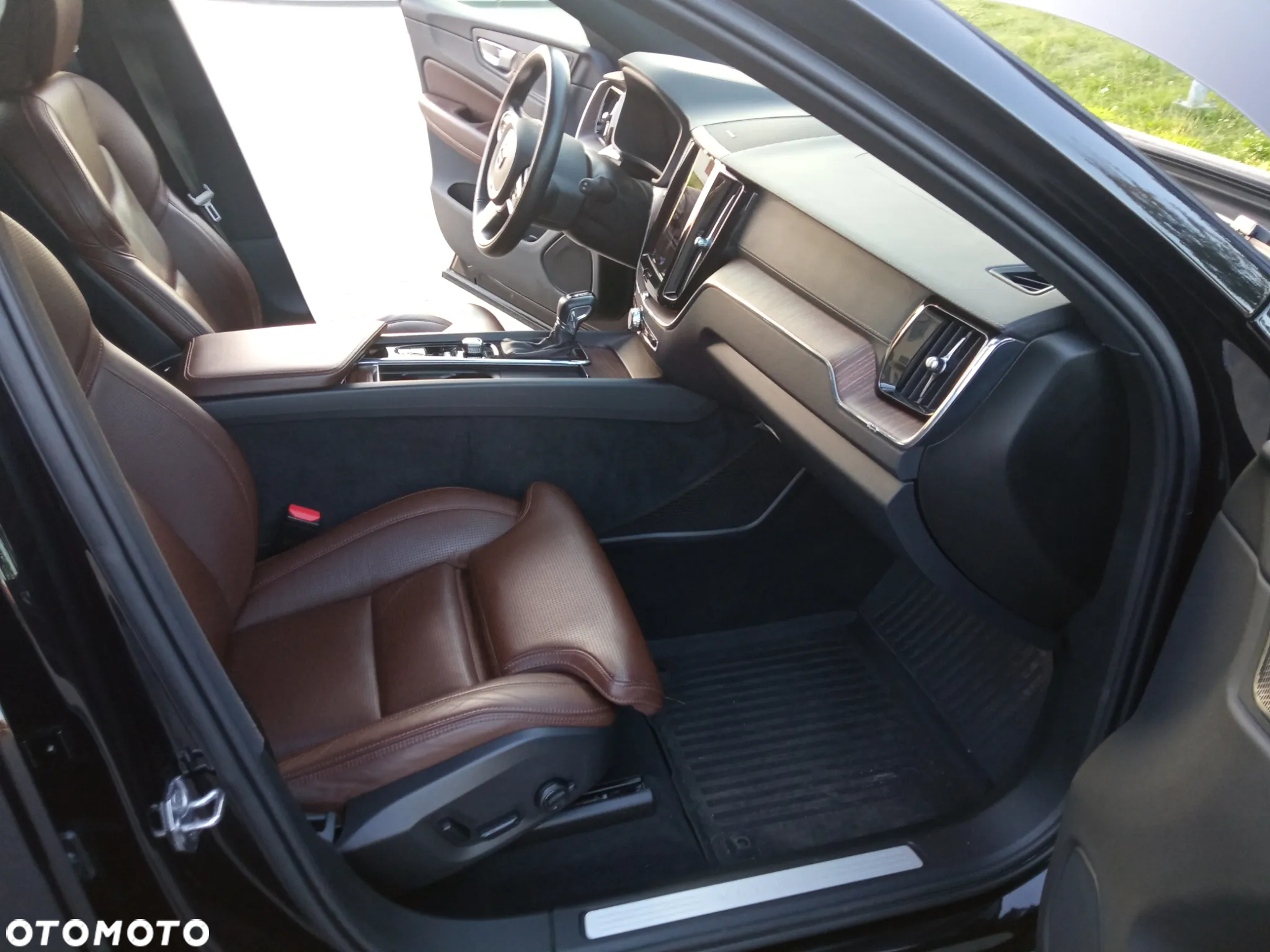 Volvo XC 60 T5 AWD Inscription - 25