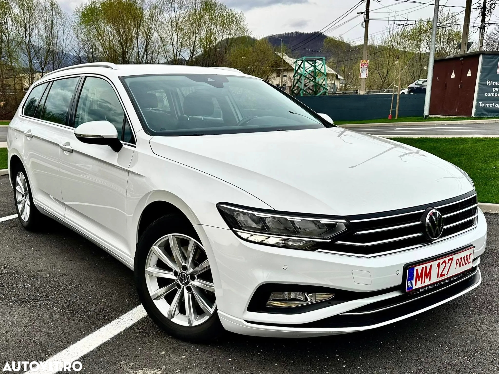 Volkswagen Passat Variant 2.0 TDI SCR DSG BlueMotion Highline - 7