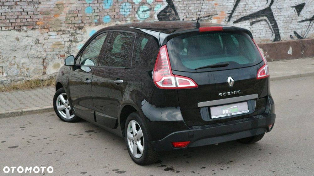 Renault Scenic 1.6 16V 110 LIMITED - 11