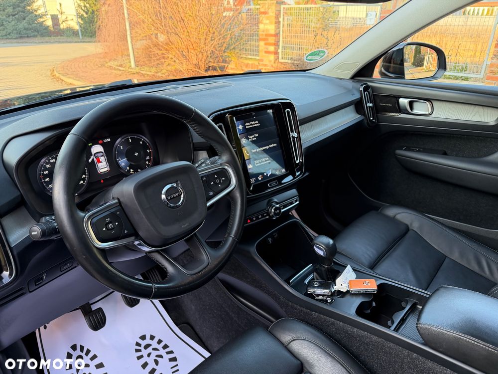 Volvo XC 40 D3 Momentum - 17