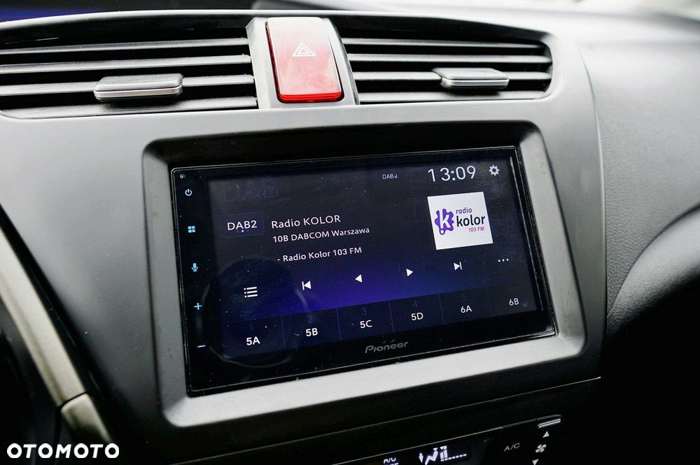 Honda Civic 1.4 Comfort - 29