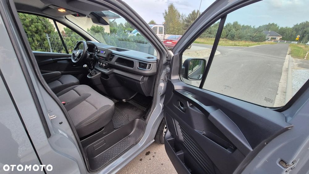 Renault Trafic - 14