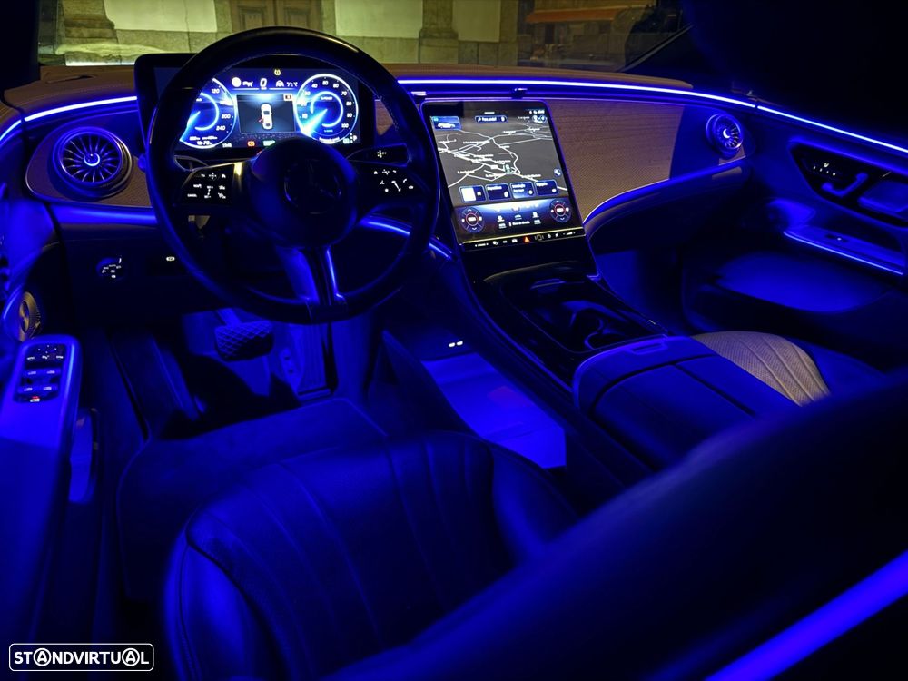 Mercedes-Benz EQE 350+ Edition Electric Art - 23