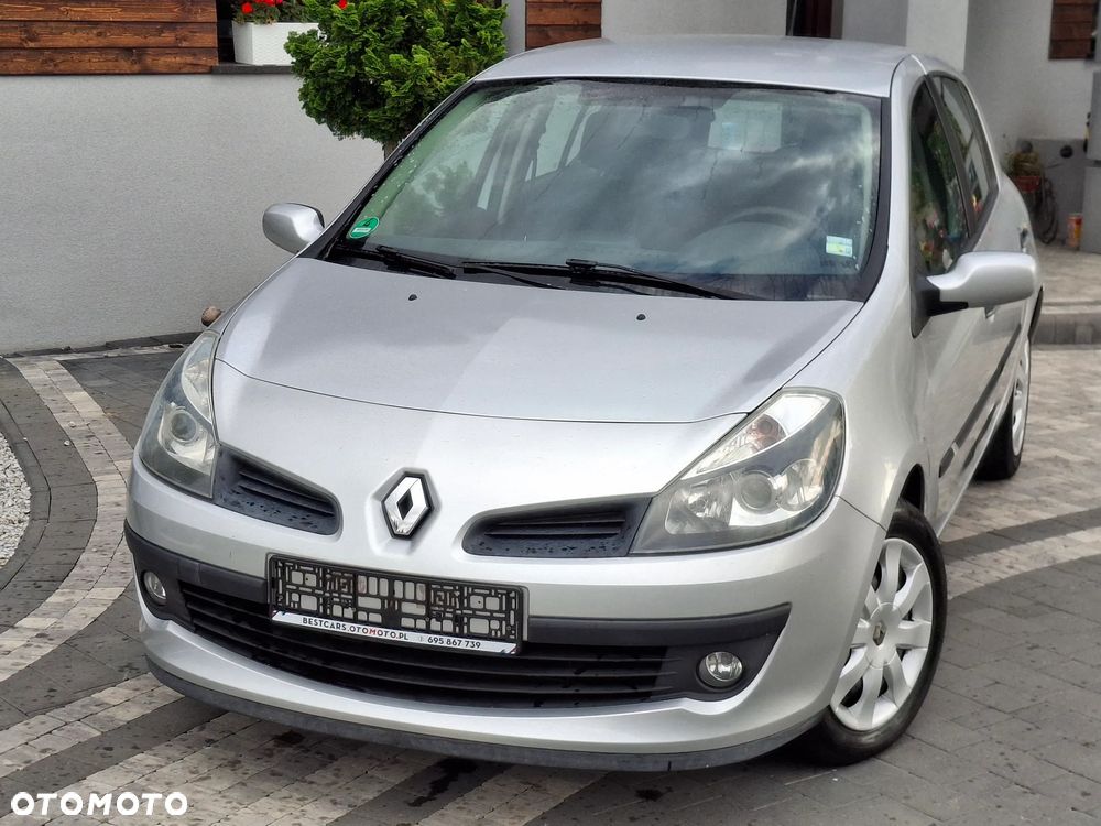 Renault Clio 1.2 TCE Authentique - 2