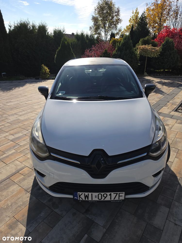 Renault Clio - 6