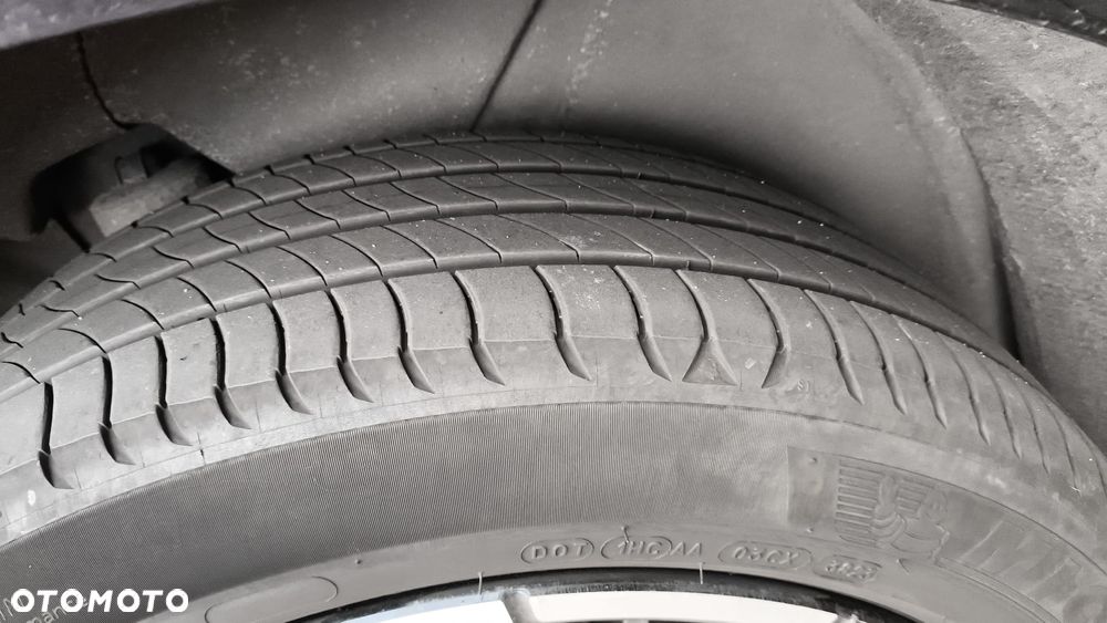 Volvo XC 60 B5 B AWD Ultimate Dark - 3