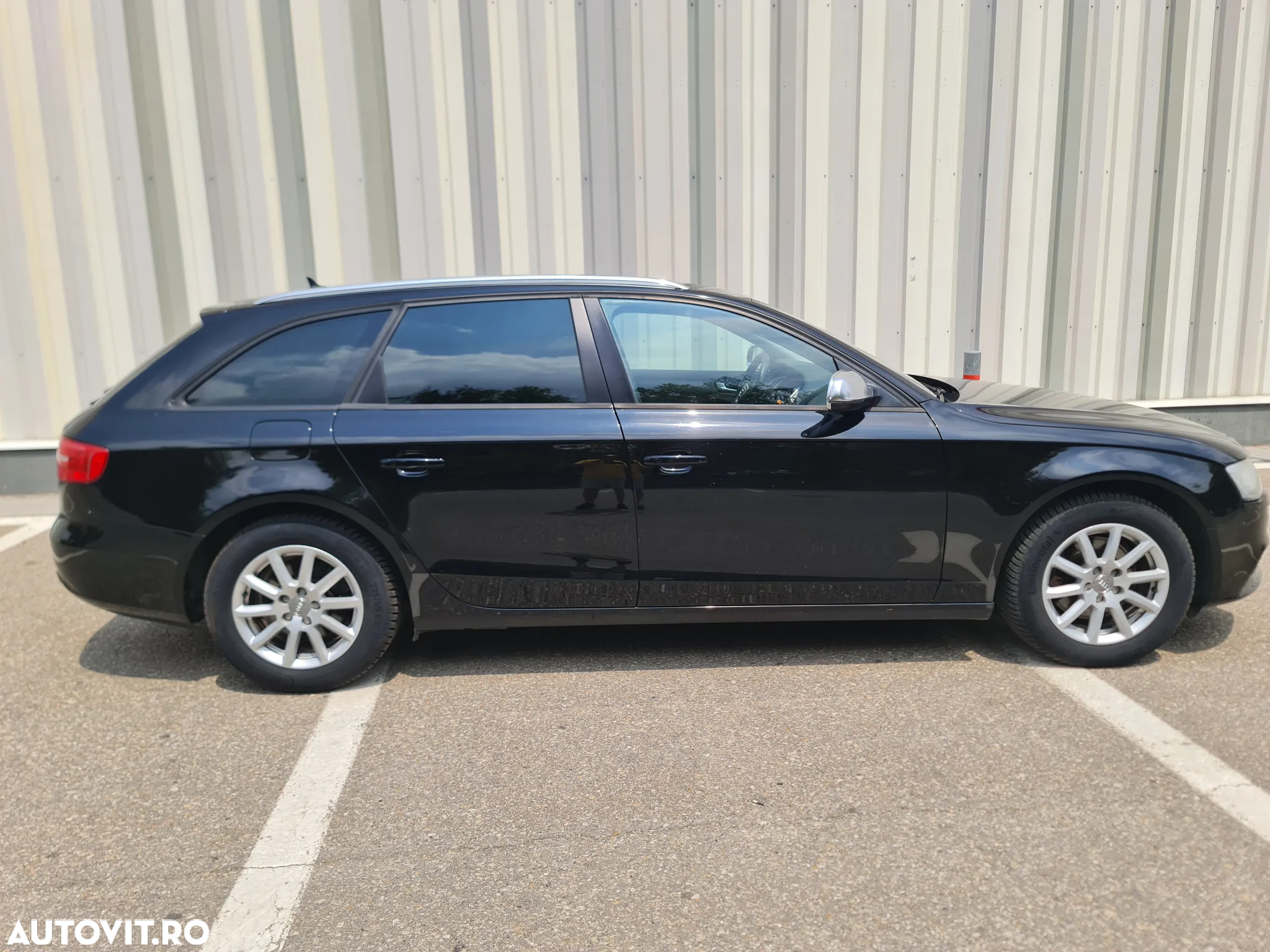 Audi A4 Avant 2.0 40 TDI quattro S tronic Advanced - 5