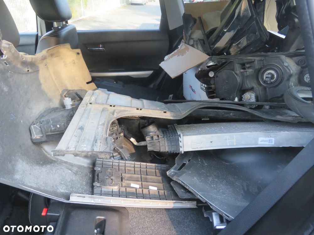 Suzuki Vitara 1.6 DDiS (4x2) Comfort - 8