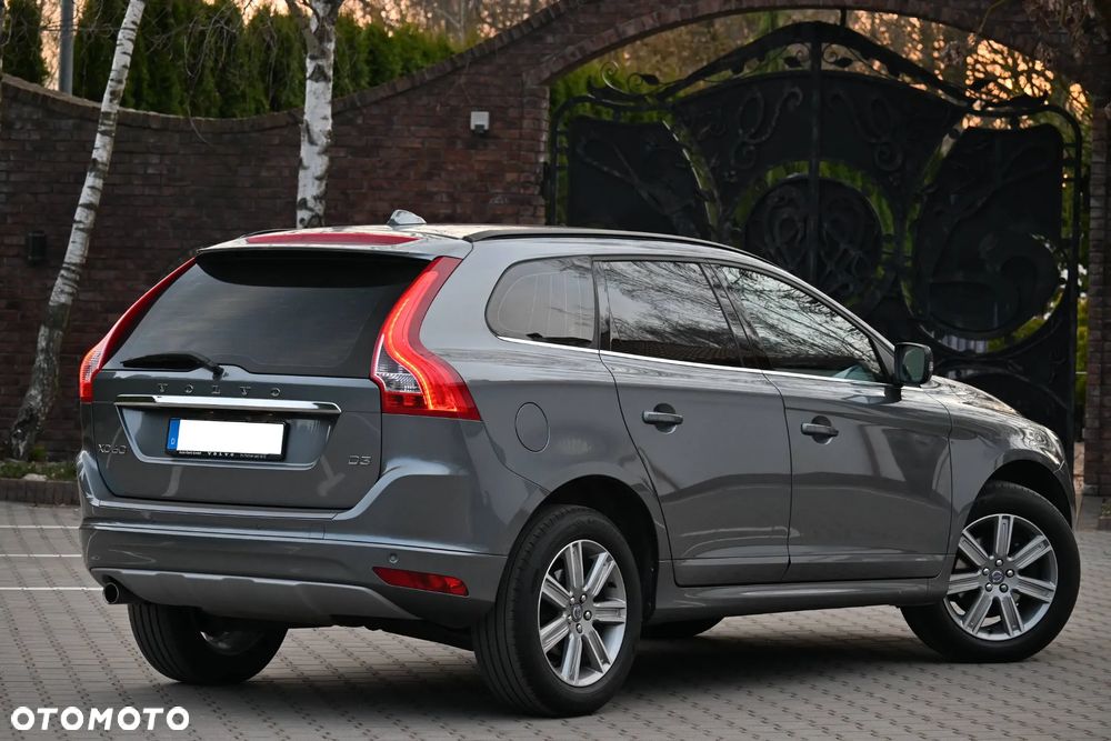 Volvo XC 60 D3 Geartronic Momentum - 20